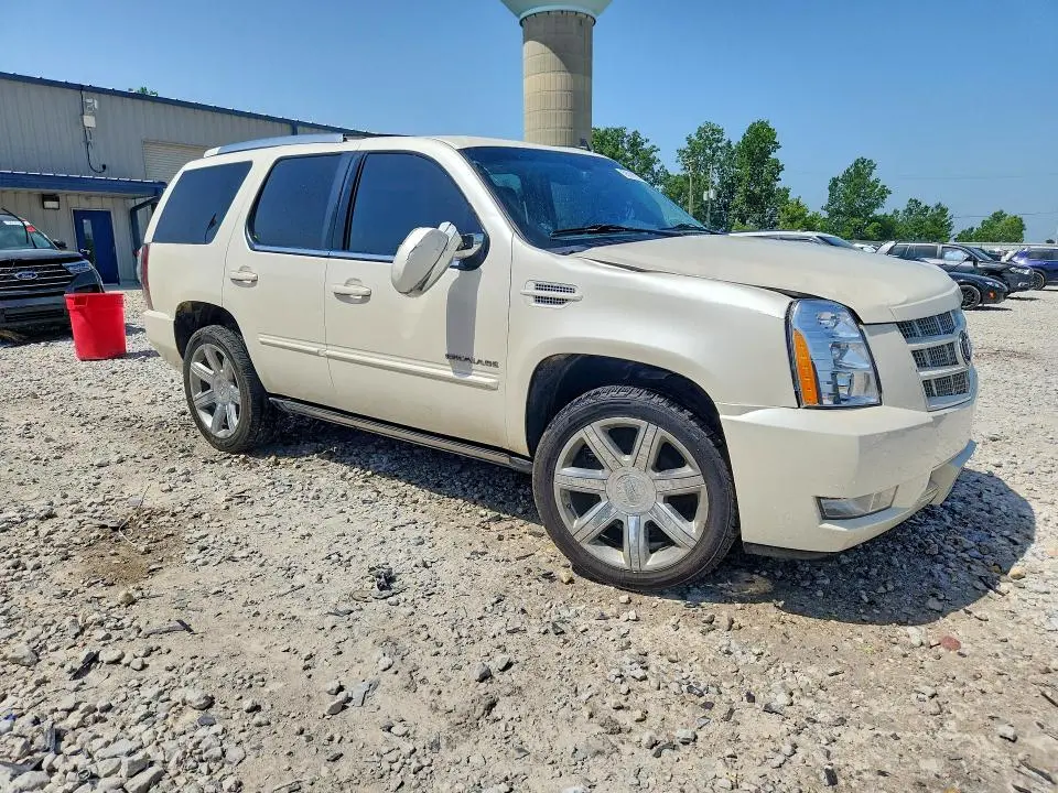 2014 CADILLAC ESCALADE PREMIUM  