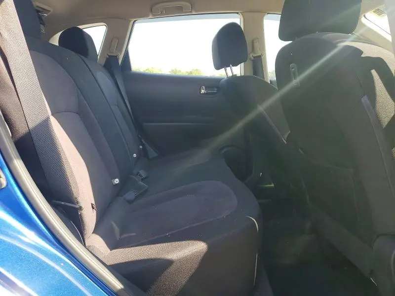 2011 NISSAN ROGUE S  