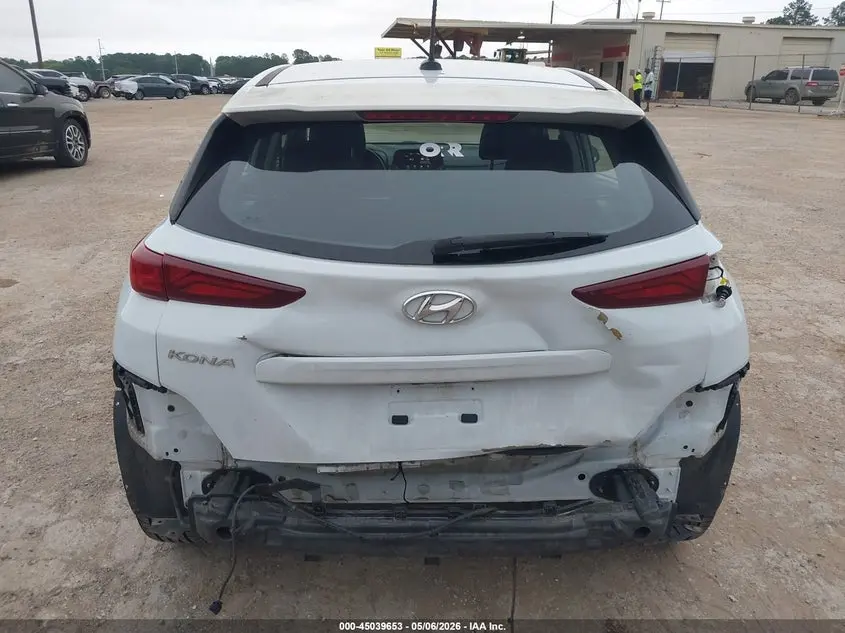 2021 HYUNDAI KONA SE
