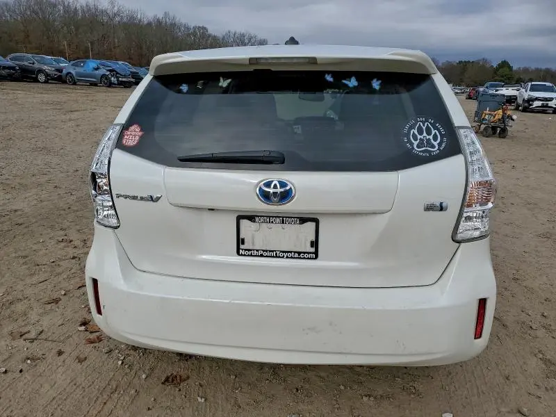 2014 TOYOTA PRIUS V   