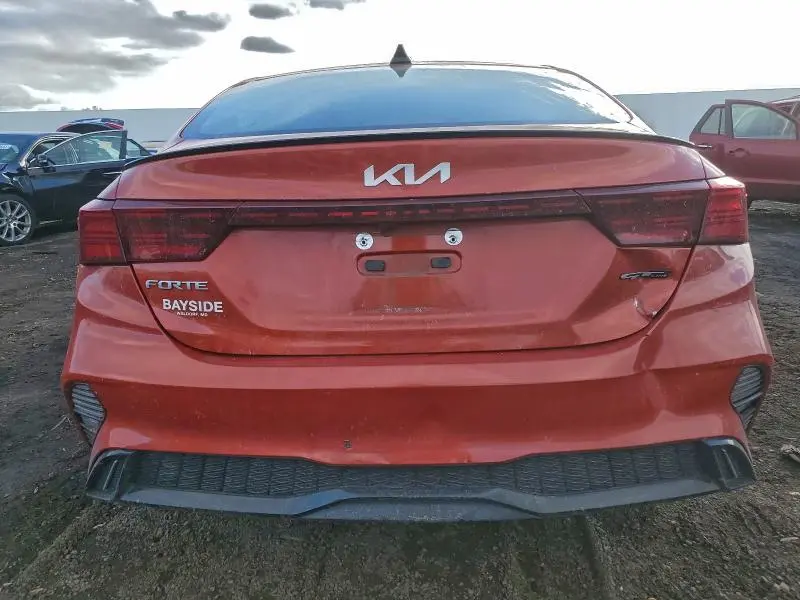 2022 KIA FORTE GT LINE  