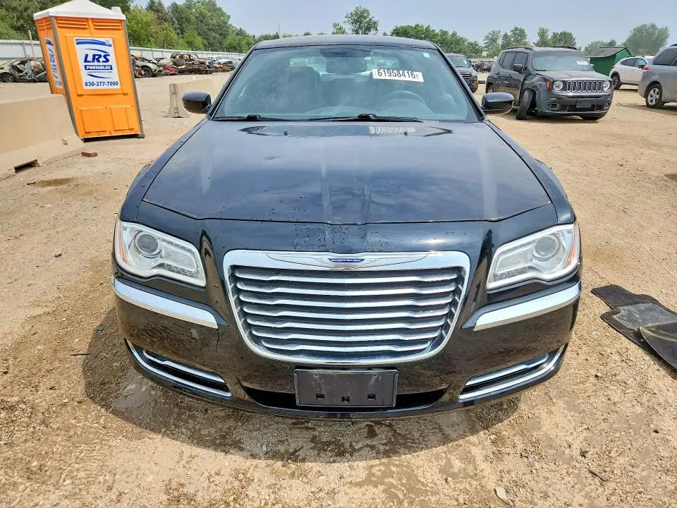 2013 CHRYSLER 300   