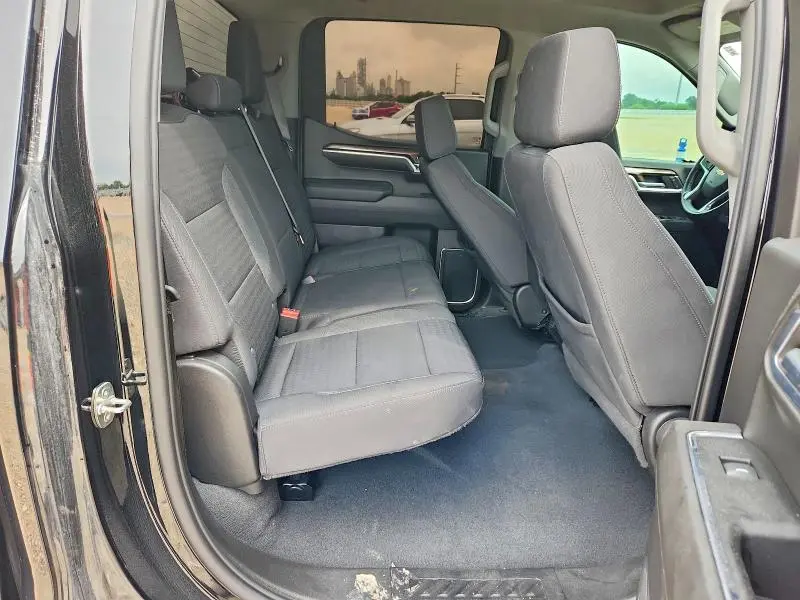 2022 CHEVROLET SILVERADO C1500 LT  