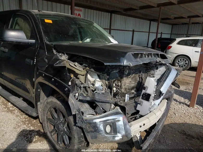 2018 TOYOTA TUNDRA SR5 5.7L V8