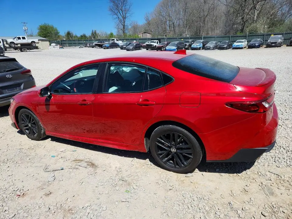 2025 TOYOTA CAMRY SE  