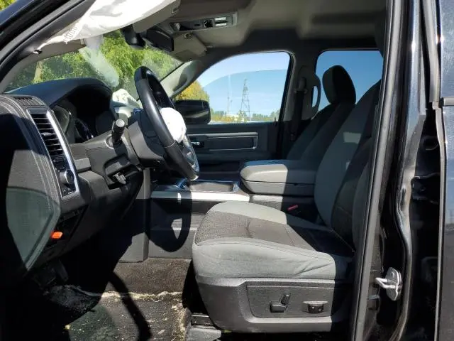 2015 RAM 1500 SLT