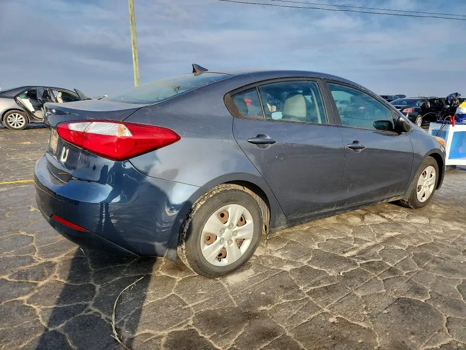 2016 KIA FORTE LX  