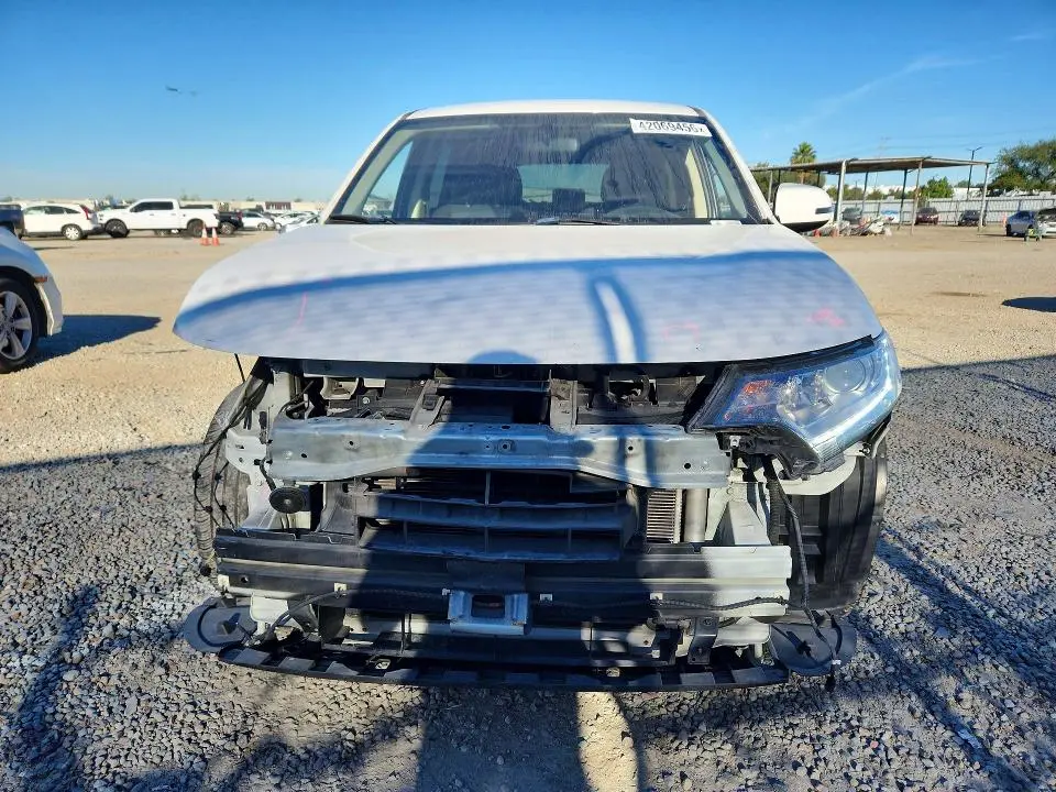 2018 MITSUBISHI OUTLANDER SE  