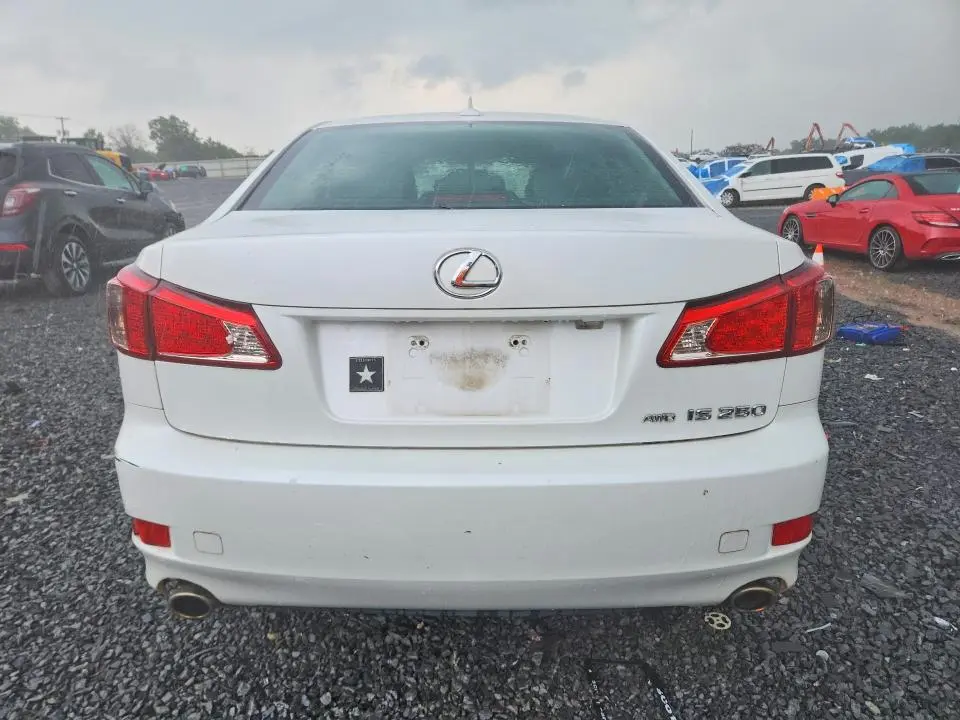 2011 LEXUS IS 250  