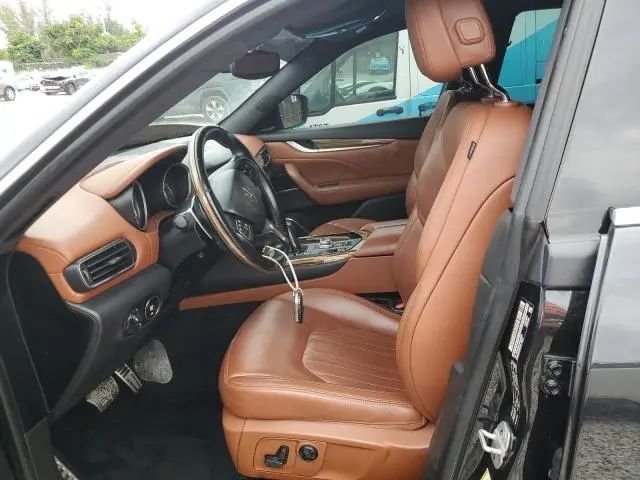 2019 MASERATI LEVANTE LUXURY  