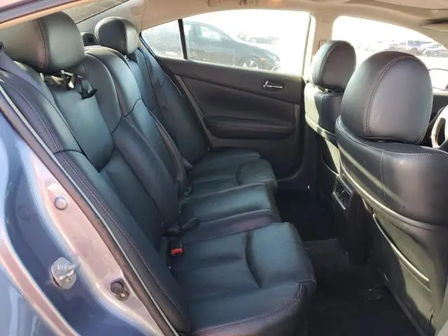 2011 NISSAN MAXIMA S  