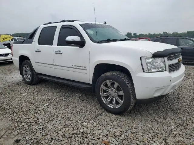 2011 CHEVROLET AVALANCHE LTZ  