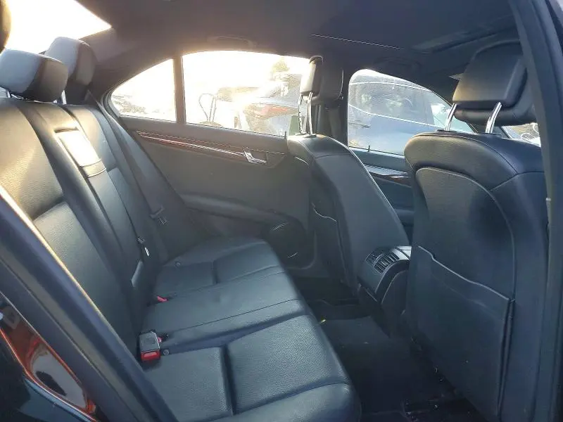 2010 MERCEDES-BENZ C 300  