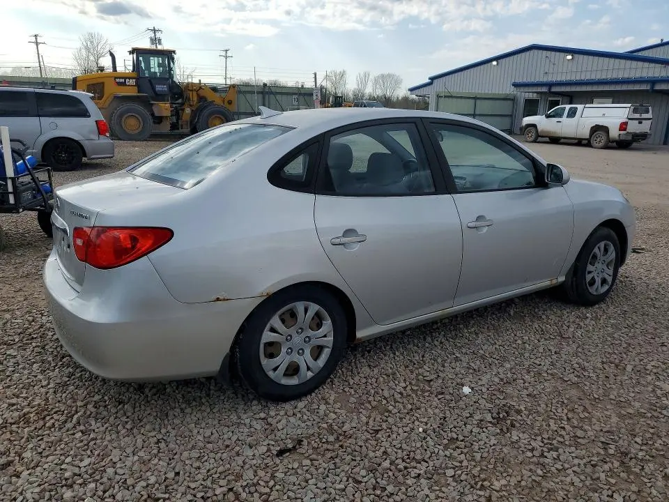 2010 HYUNDAI ELANTRA GLS  