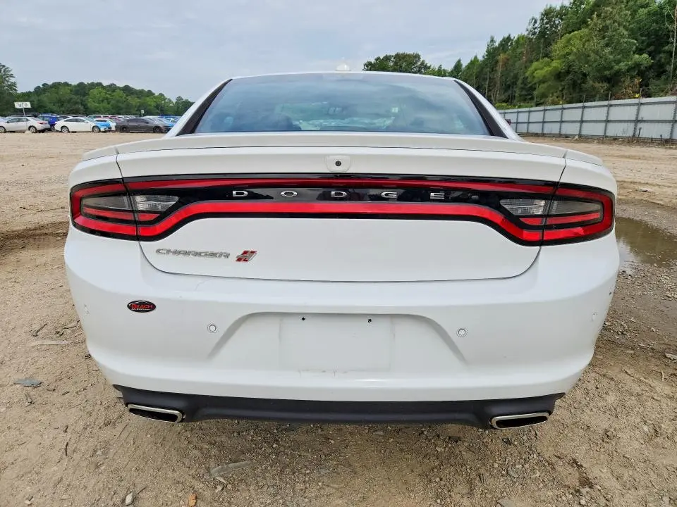 2020 DODGE CHARGER SXT  