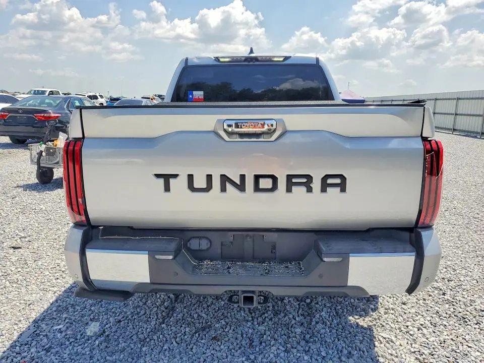 2023 TOYOTA TUNDRA CREWMAX LIMITED  