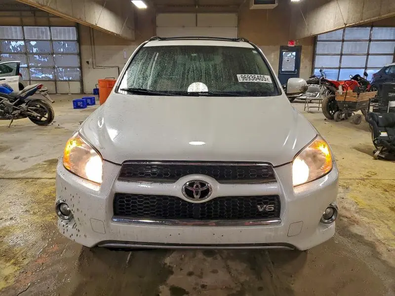 2011 TOYOTA RAV4 LIMITED  