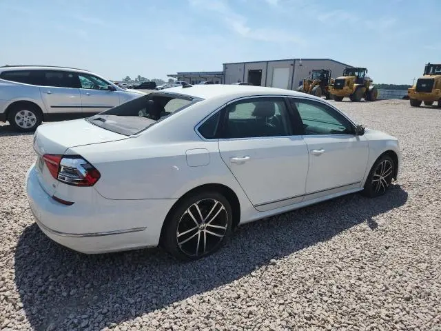 2016 VOLKSWAGEN PASSAT SE  