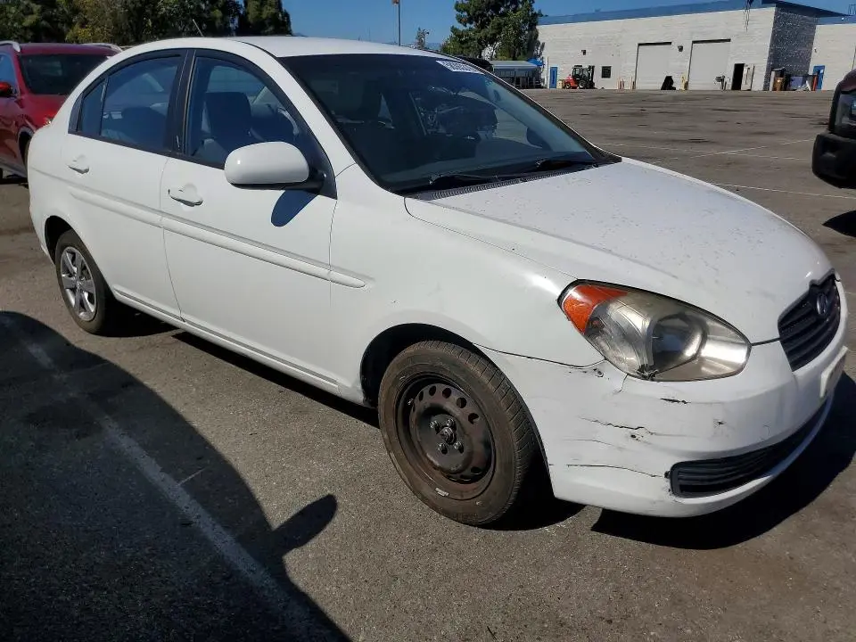 2011 HYUNDAI ACCENT GLS  