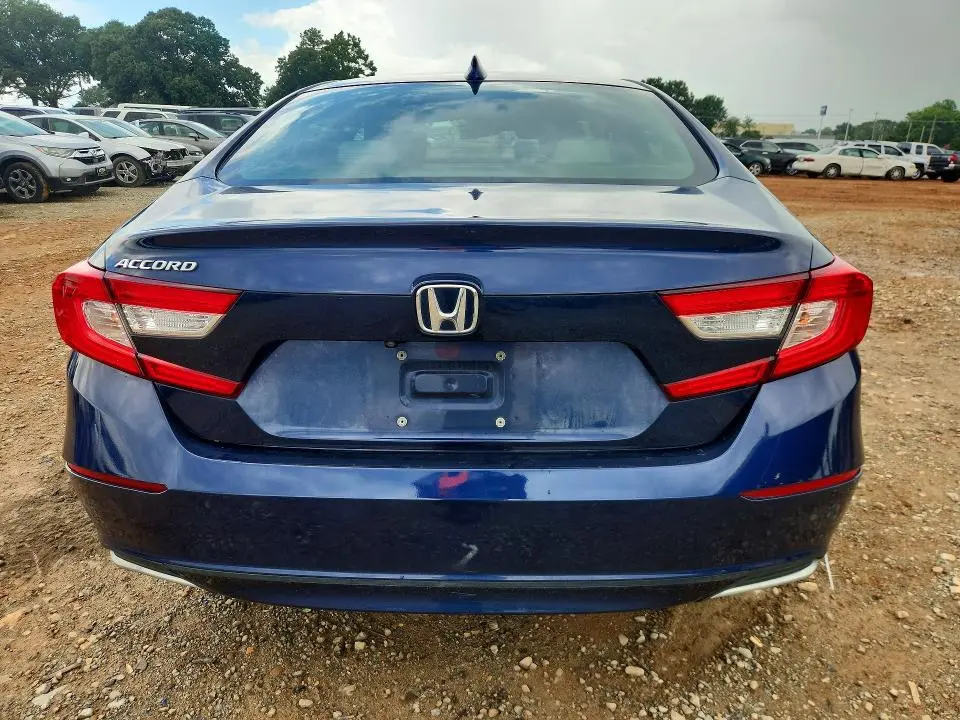 2020 HONDA ACCORD LX  