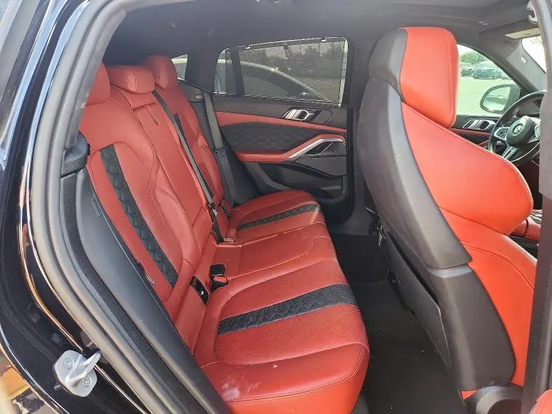2022 BMW X6 M  