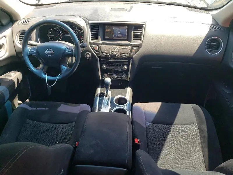 2016 NISSAN PATHFINDER SV  
