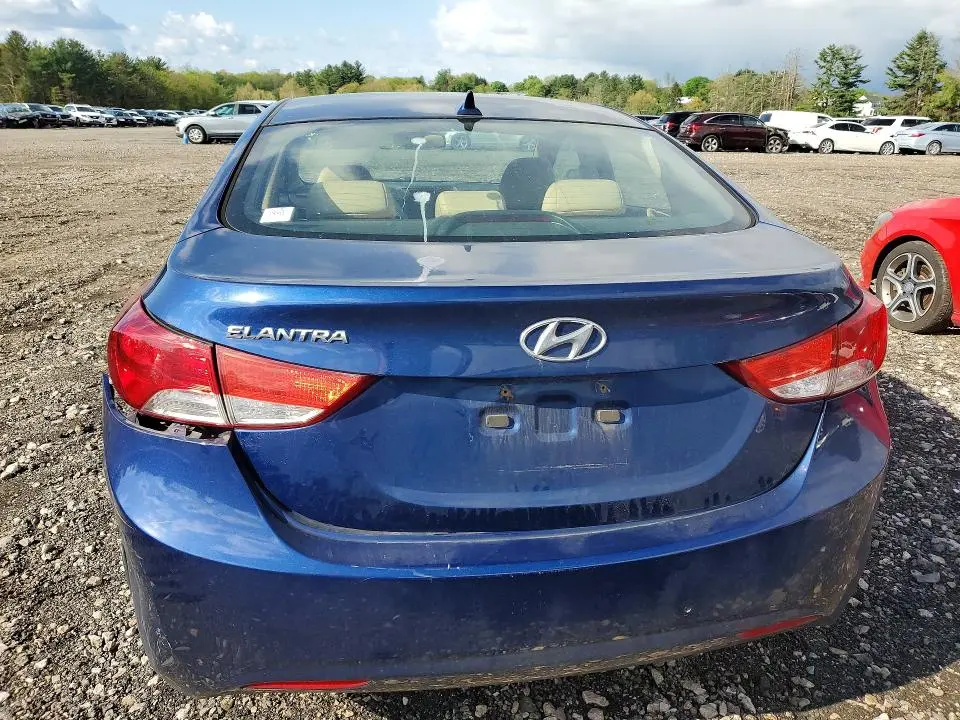 2013 HYUNDAI ELANTRA GLS  