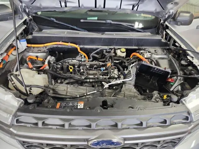 2022 FORD MAVERICK XL  