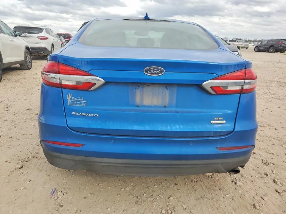 2019 FORD FUSION SE  