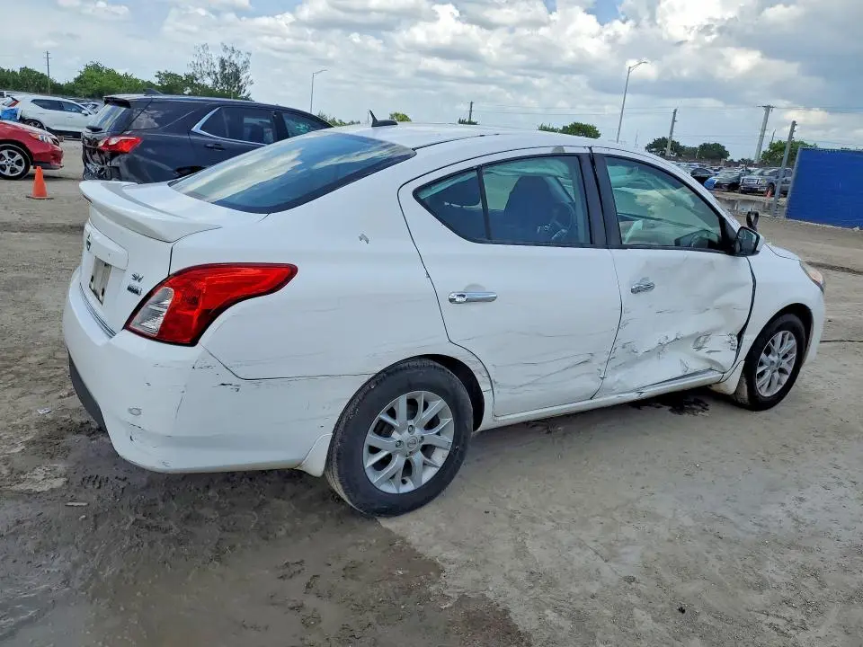 2017 NISSAN VERSA 1.6 S  