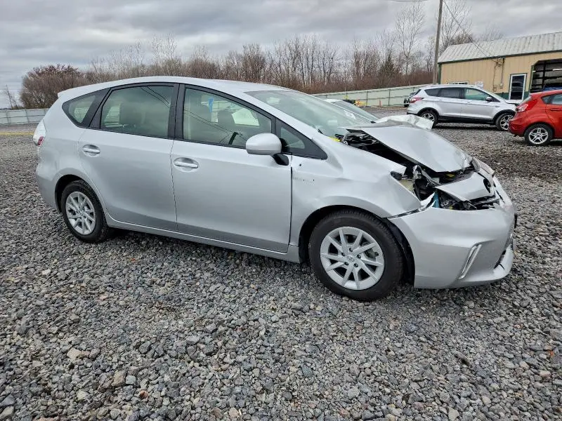 2013 TOYOTA PRIUS V   