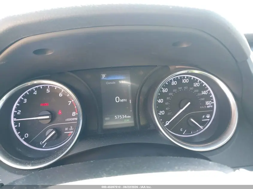 2018 TOYOTA CAMRY SE