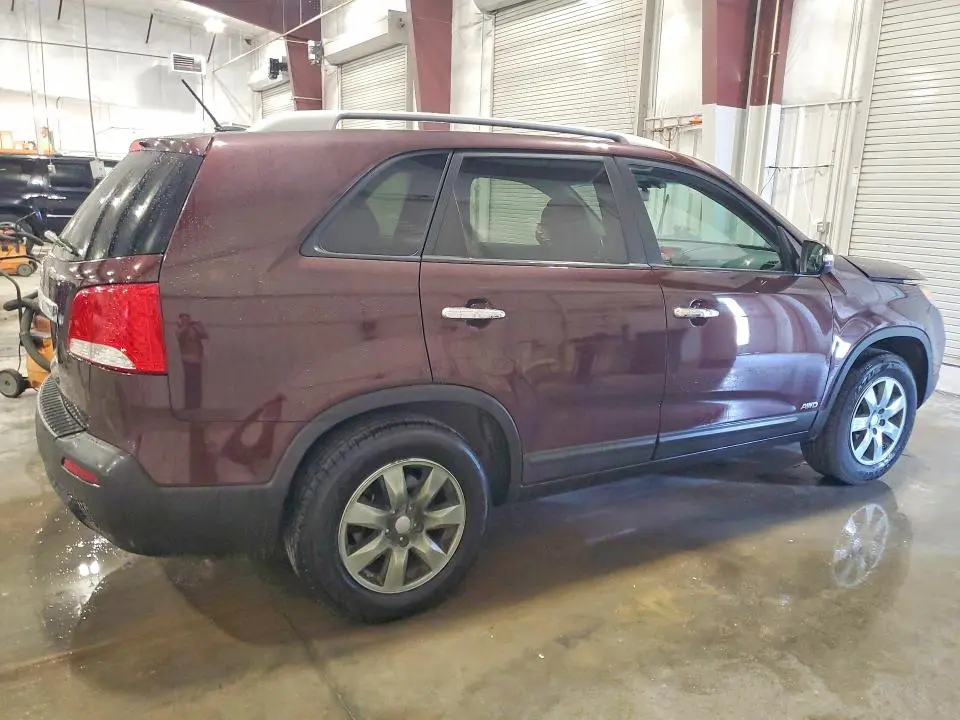 2012 KIA SORENTO LX  