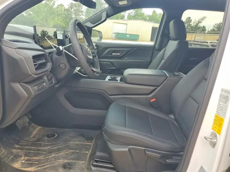 2025 CHEVROLET SILVERADO   