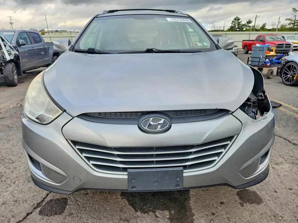 2012 HYUNDAI TUCSON GLS  