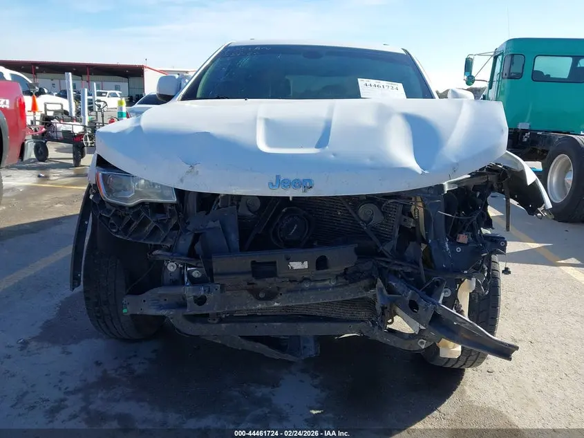 2018 JEEP GRAND CHEROKEE LAREDO E 4X2