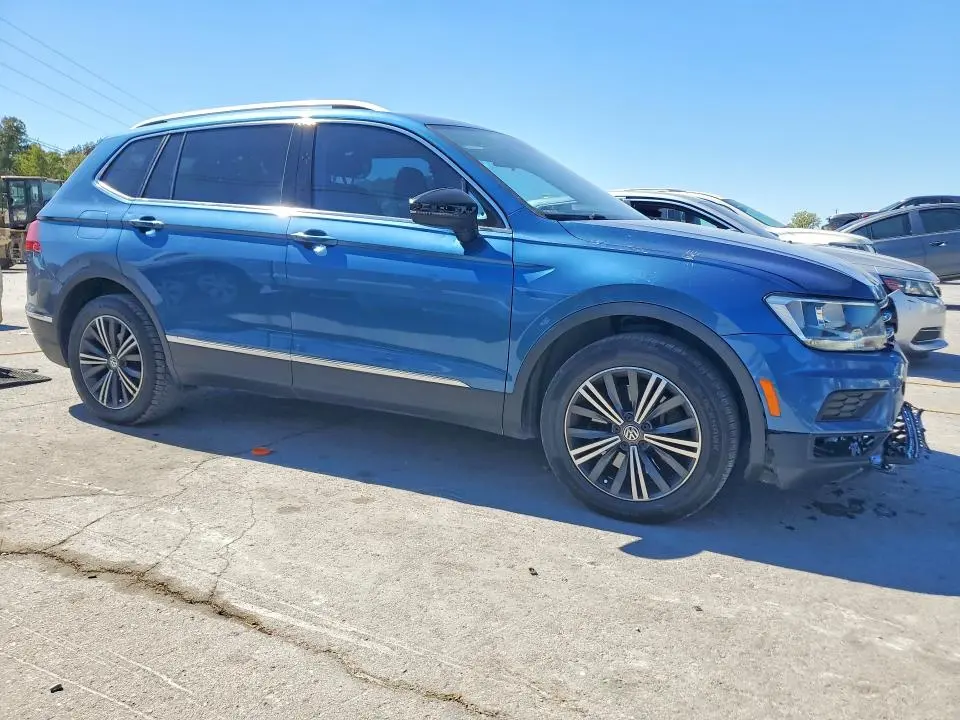 2018 VOLKSWAGEN TIGUAN SE  