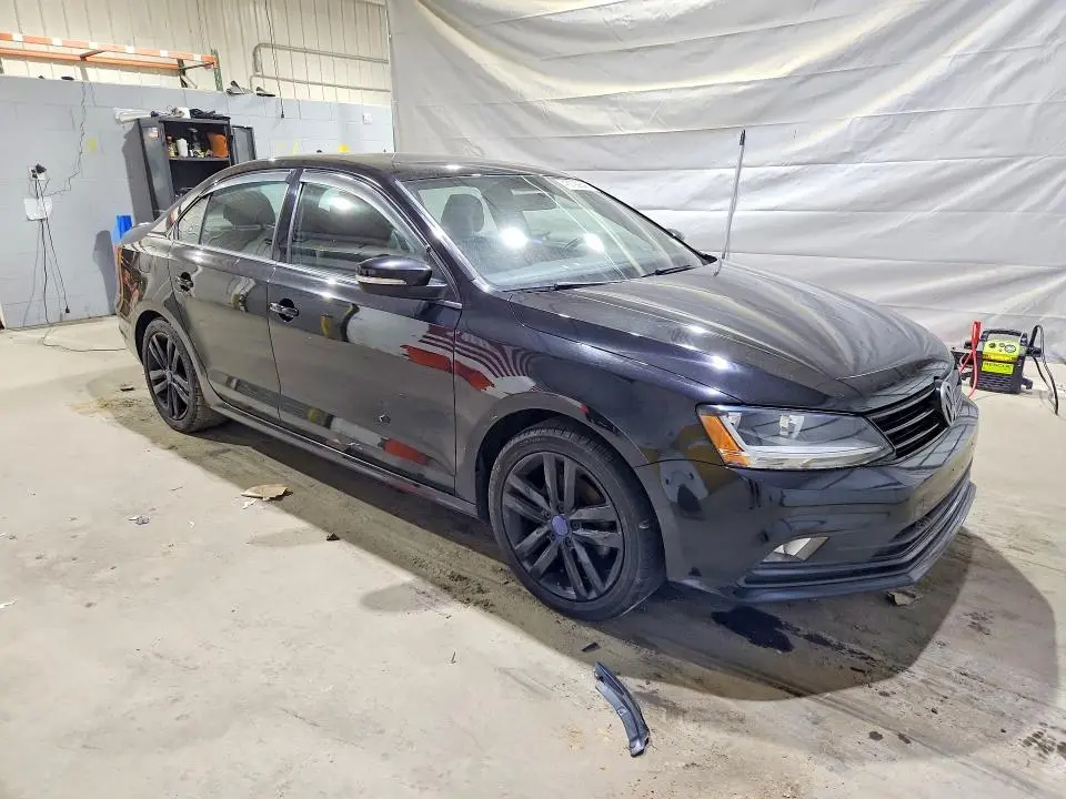 2018 VOLKSWAGEN JETTA SPORT  