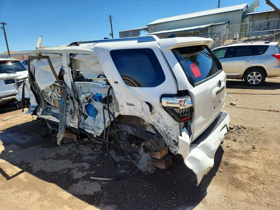 2018 TOYOTA 4RUNNER SR5  