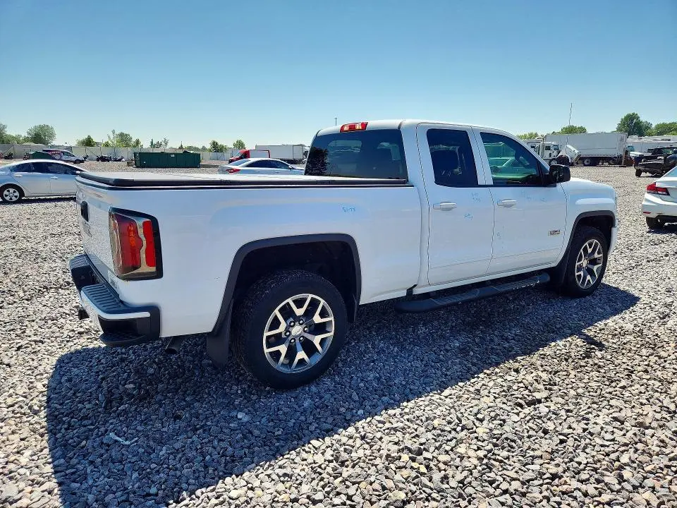 2017 GMC SIERRA K1500 SLT  