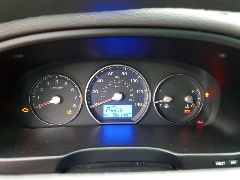 2011 HYUNDAI SANTA FE GLS  