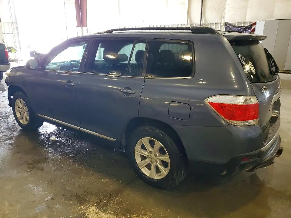 2011 TOYOTA HIGHLANDER BASE  