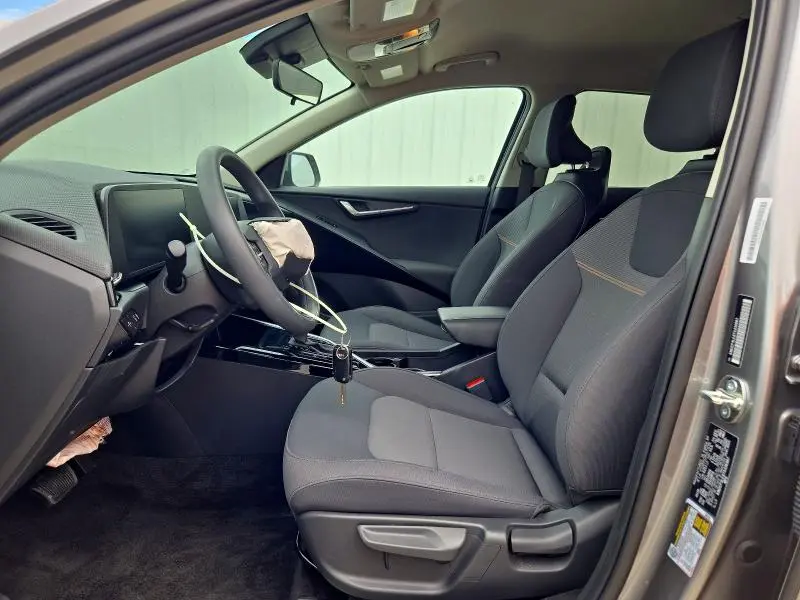 2026 KIA NIRO LX  