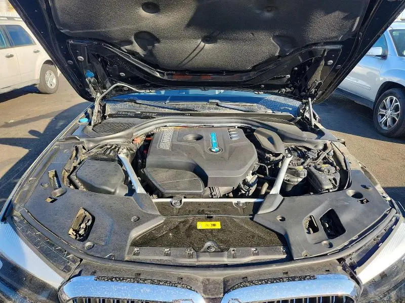 2019 BMW 530E   