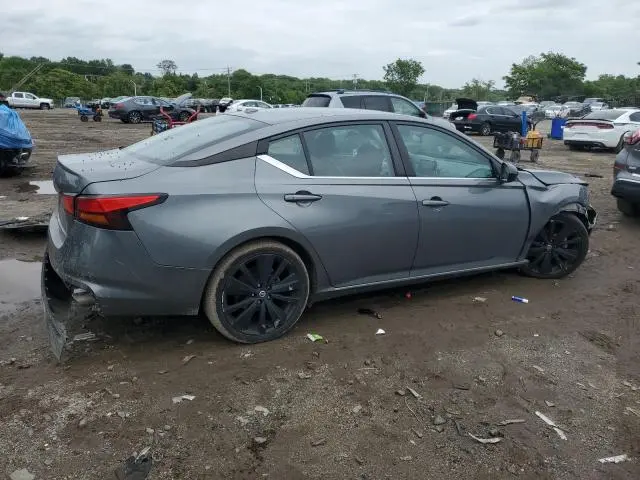 2021 NISSAN ALTIMA SR  