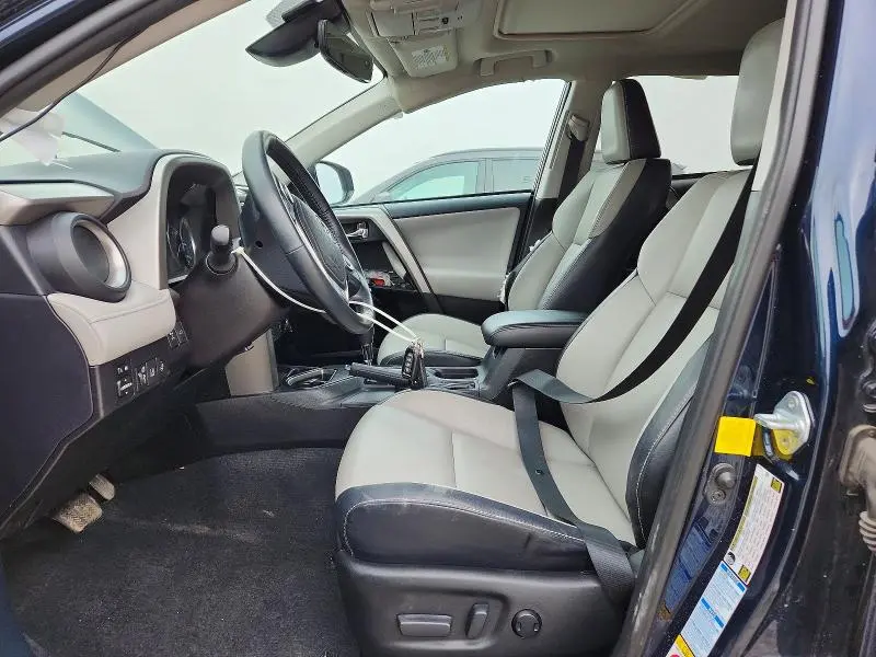 2017 TOYOTA RAV4 PLATINUM  