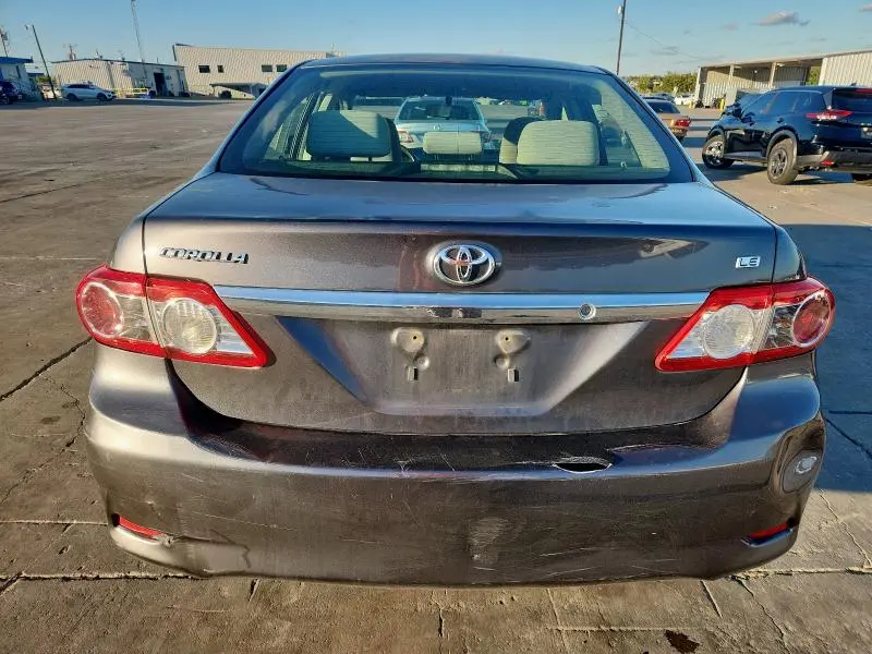 2013 TOYOTA COROLLA BASE  