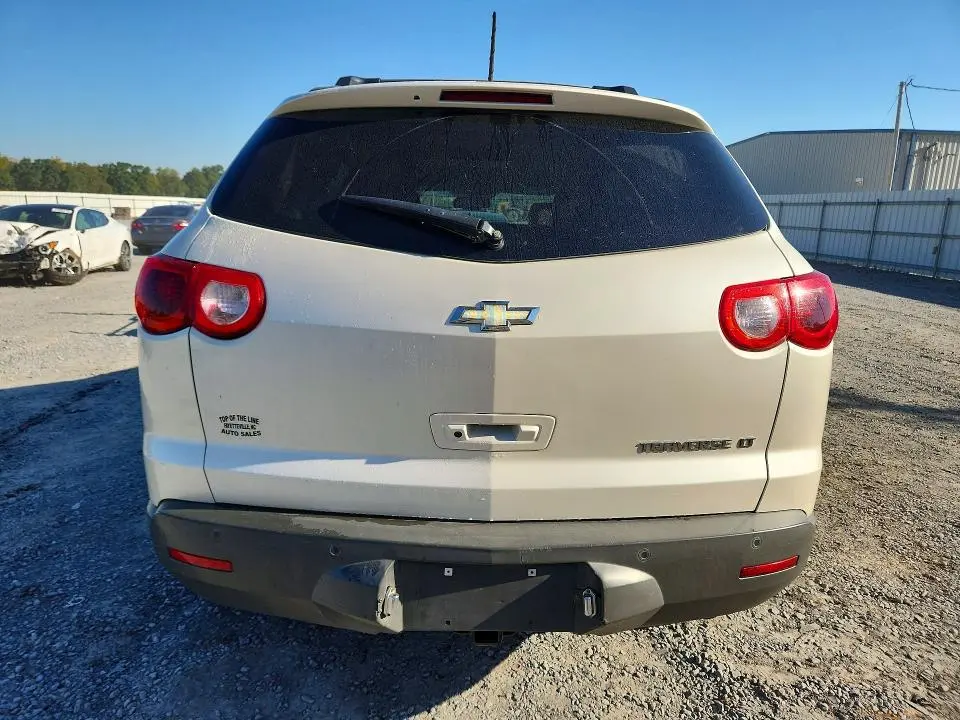 2012 CHEVROLET TRAVERSE LT  