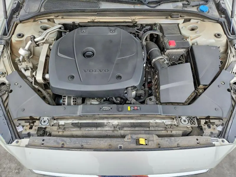2020 VOLVO S60 T5 MOMENTUM  