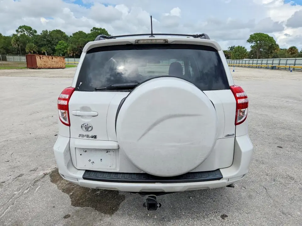 2012 TOYOTA RAV4 BASE  